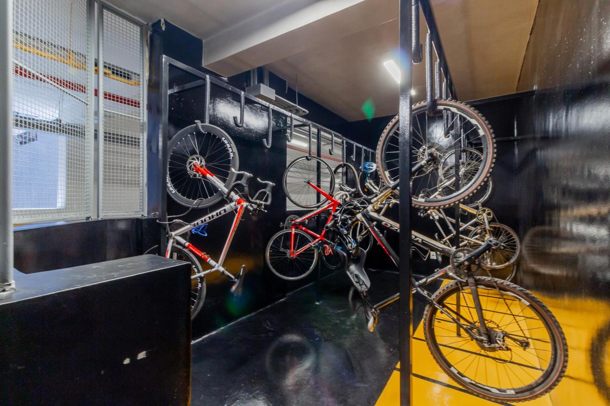 Studios No Melhor Ponto De Moema Garagem Lazer E Metro Perto Wifi Gratis Сан-Паулу Екстер'єр фото