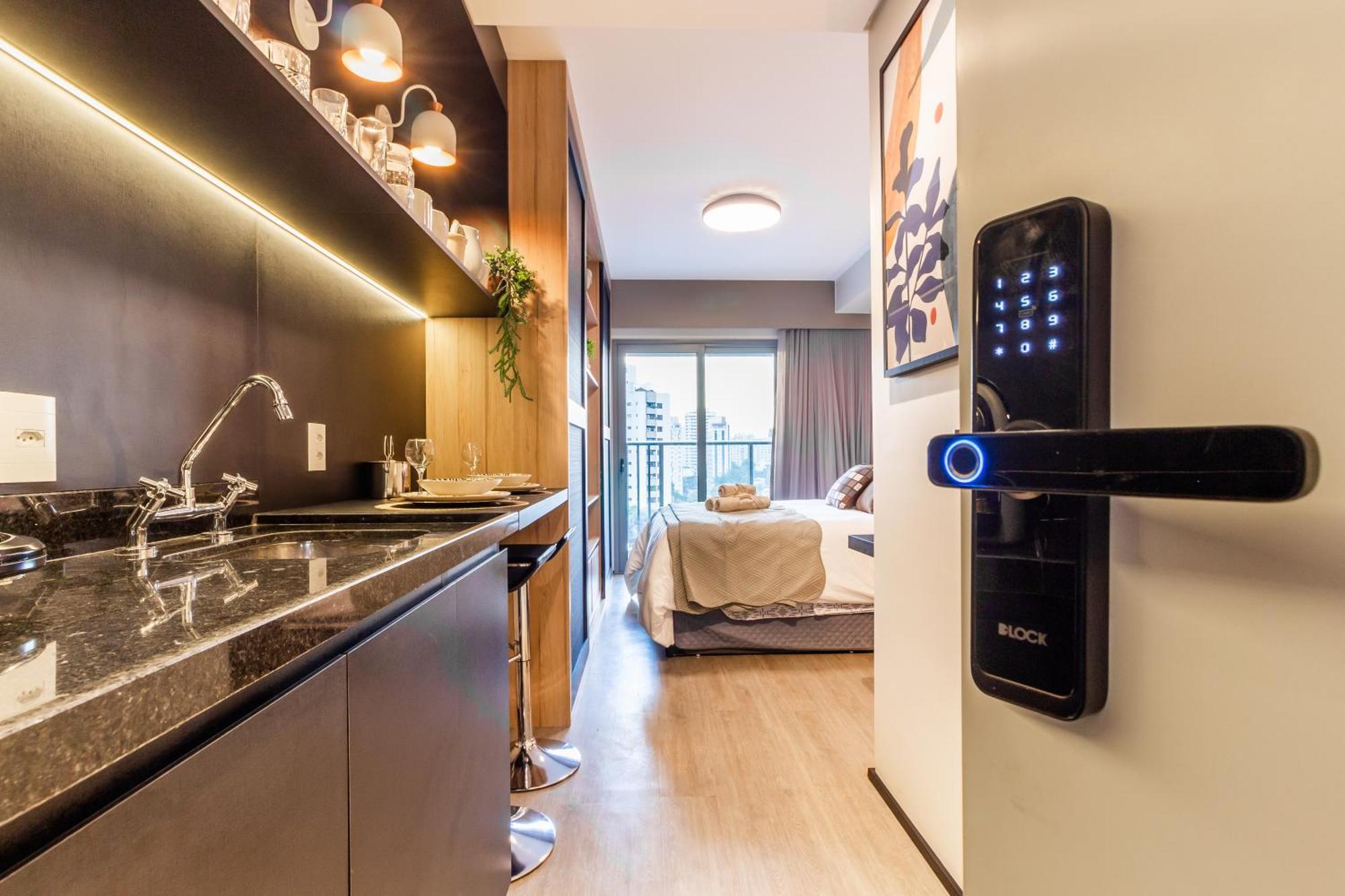 Studios No Melhor Ponto De Moema Garagem Lazer E Metro Perto Wifi Gratis Сан-Паулу Екстер'єр фото
